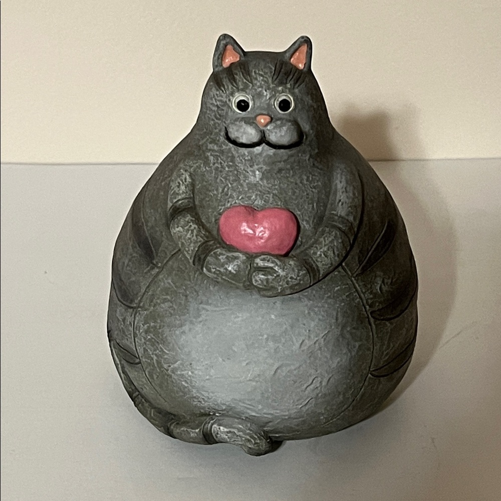 Chubby Gray Cat Figurine Holding Pink Heart 🩷 Fat Cat Figurine